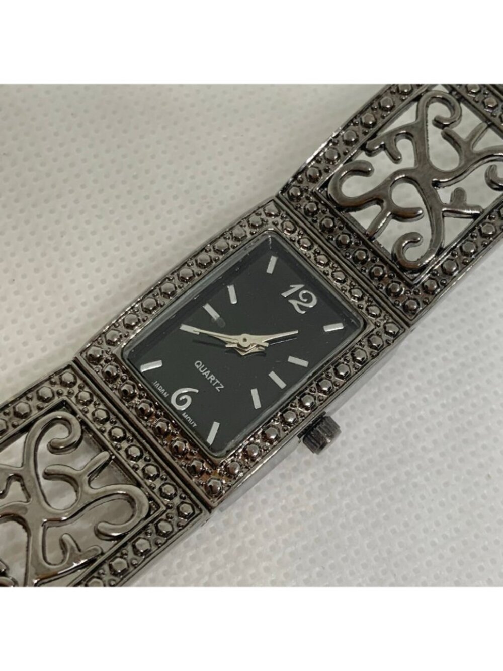 Women’s black tone watch quartz analog 20mm case black dial size 7” running - Picture 2 of 7